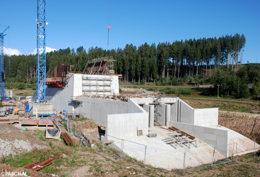 Dam built with Athlete formwork